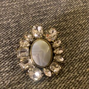 Elegant Silver and Gray Adjustable Ring.